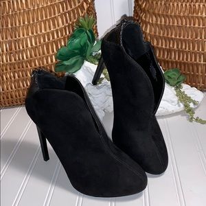 Nine West NW7 Nerra Booties